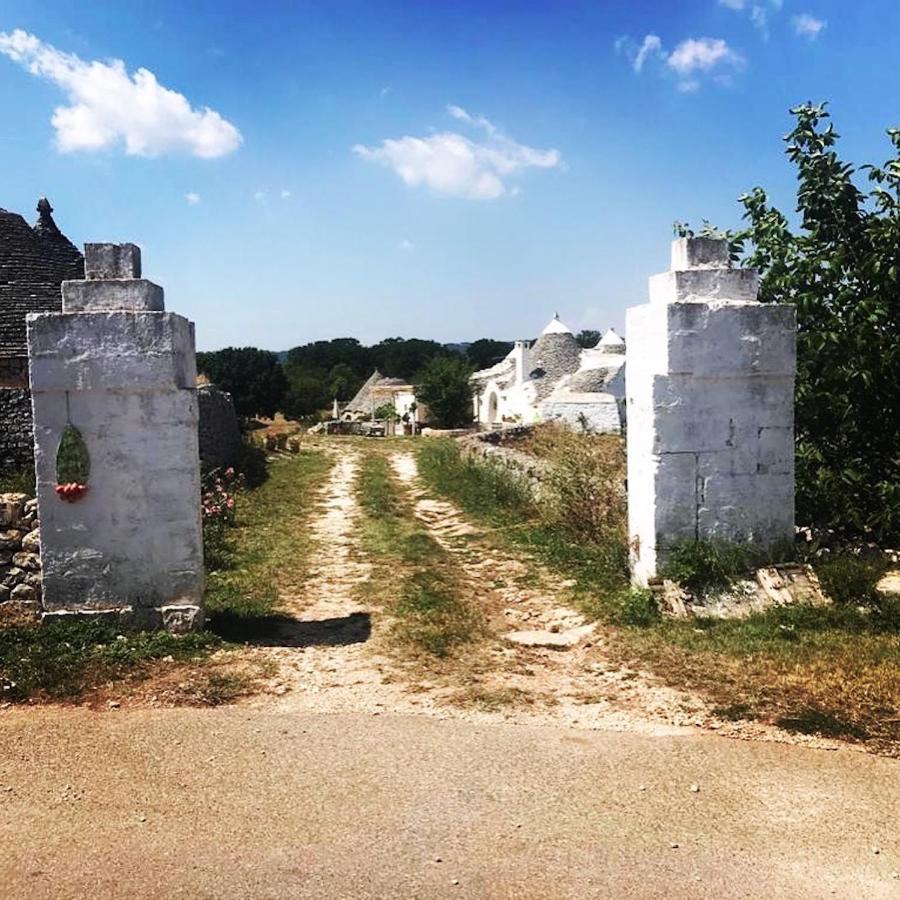 Borgo Trulli 1789 Bed & Breakfast Ostuni Eksteriør bilde